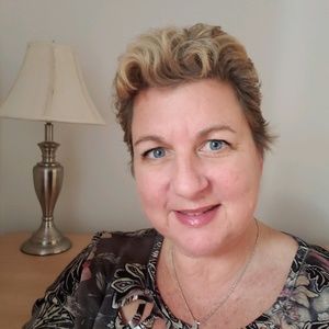 Meet your Posher, Shelley